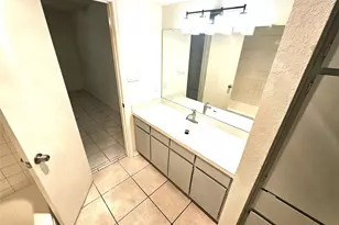 3425 Republic Dr, Forest Hill, TX 76140 - Photo 18