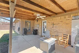 7921 Pebblebrook Dr, Watauga, TX 76148 - Photo 26