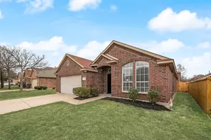 7928 Hill Country Ln, Dallas, TX 75249 - Photo 2