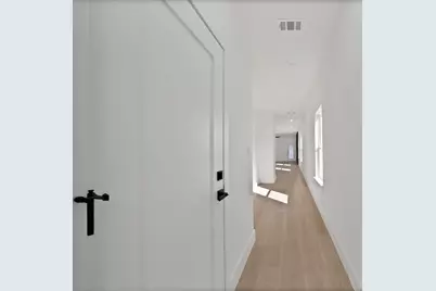 2912 Brigham Lane, Dallas, TX 75215 - Photo 2