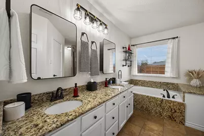 7210 Mercurys Road, Rowlett, TX 75089 - Photo 20