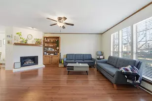 611 Windgate Ct, Arlington, TX 76012 - Photo 6