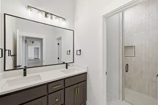 509 Emma St, Grandview, TX 76050 - Photo 32