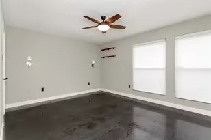 13109 Burninglog Ln, Dallas, TX 75243 - Photo 6