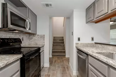 13109 Burninglog Lane, Dallas, TX 75243 - Photo 14