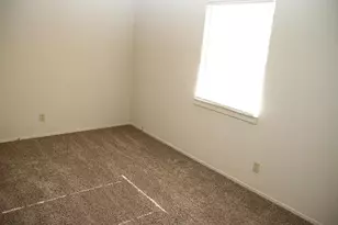 401 Hallvale Dr, White Settlement, TX 76108 - Photo 6