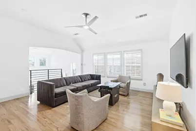 512 Highwood Trail, Lewisville, TX 75056 - Photo 14