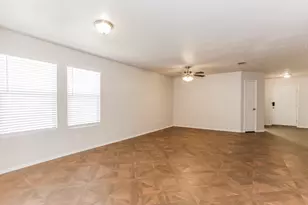 2109 Doecrest Dr, Denton, TX 76210 - Photo 4