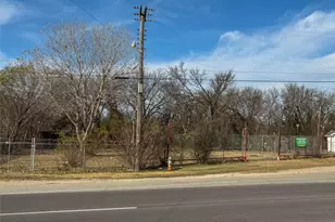 1709 N Main, Cleburne, TX 76033 - Photo 1