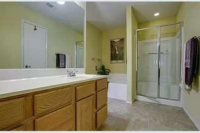 10708 Emerald Park Lane, Fort Worth, TX 76052 - Photo 18