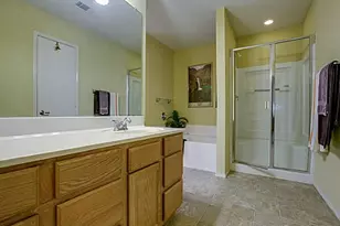 10708 Emerald Park Ln, Fort Worth, TX 76052 - Photo 18