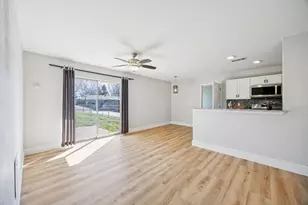 726 Waikiki Dr, Garland, TX 75043 - Photo 6