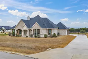 3079 Infinity Dr, Weatherford, TX 76087 - Photo 2