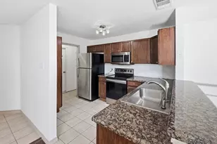 3950 Seaside Ct, Fort Worth, TX 76040 - Photo 10