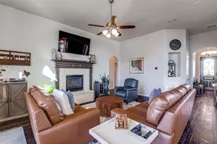 504 Mary Ruth Pl, Celina, TX 75009 - Photo 2