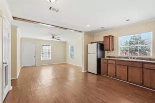 2313 Fernwood Ave, Dallas, TX 75216 - Photo 8