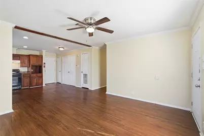 2313 Fernwood Avenue, Dallas, TX 75216 - Photo 6