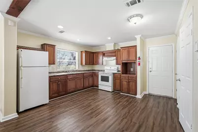 2313 Fernwood Avenue, Dallas, TX 75216 - Photo 22