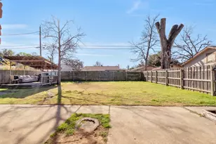 2320 Meadow Lark, Irving, TX 75060 - Photo 24