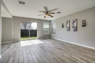 2429 N Emerald Ln, McKinney, TX 75071 - Photo 8