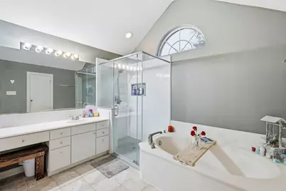 923 Granview Drive, Lewisville, TX 75067 - Photo 14