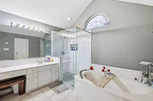 923 Granview Dr, Lewisville, TX 75067 - Photo 14