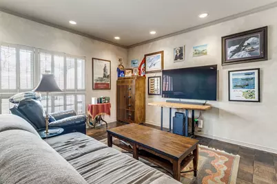 3327 Prescott Avenue #3327, Dallas, TX 75219 - Photo 14