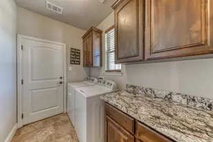 128 Breeders Dr, Willow Park, TX 76087 - Photo 8