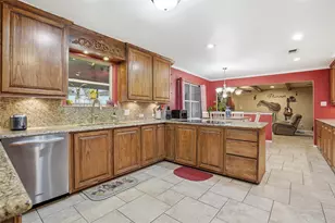 8120 Bangor Dr, Benbrook, TX 76116 - Photo 18