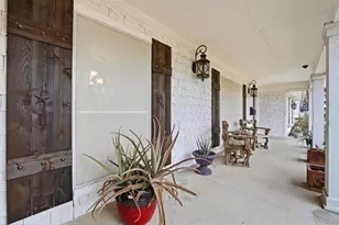 8120 Bangor Dr, Benbrook, TX 76116 - Photo 2