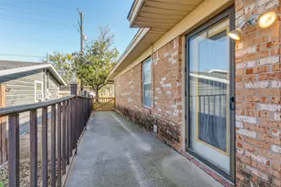 1304 S Hatcher St, Decatur, TX 76234 - Photo 24