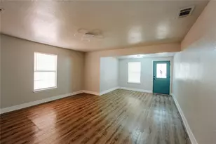 4514 Erath St, Fort Worth, TX 76119 - Photo 8