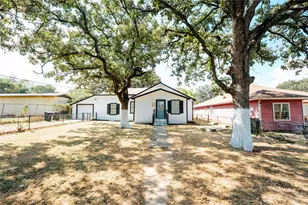 4514 Erath St, Fort Worth, TX 76119 - Photo 6