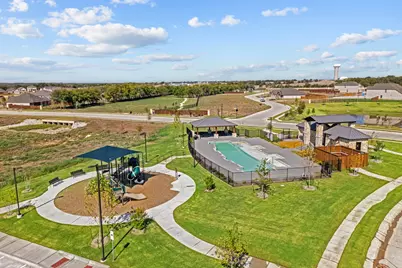 1113 Linwood Drive, Justin, TX 76247 - Photo 4