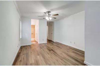 13853 Leinsper Green Street, Dallas, TX 75240 - Photo 6