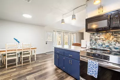 301 Bronco Trail, Oak Point, TX 75068 - Photo 6