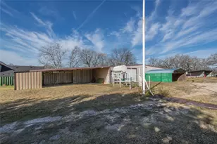 213 Conveyor Dr, Joshua, TX 76058 - Photo 4