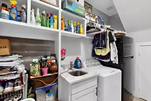 1901 Avenue E, Grand Prairie, TX 75051 - Photo 10