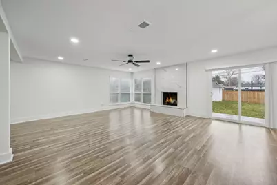 2800 Sadler Avenue, Fort Worth, TX 76133 - Photo 8