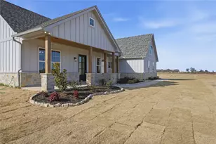 789 Vz County Road 2810, Mabank, TX 75147 - Photo 2