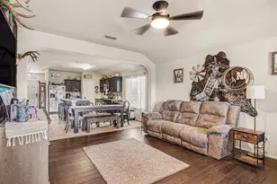 605 River Rock Dr, Azle, TX 76020 - Photo 8