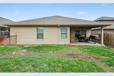 605 River Rock Drive, Azle, TX 76020 - Photo 36