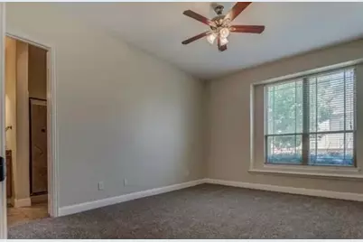 228 Wallington Way, Lewisville, TX 75067 - Photo 2