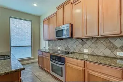 228 Wallington Way, Lewisville, TX 75067 - Photo 8