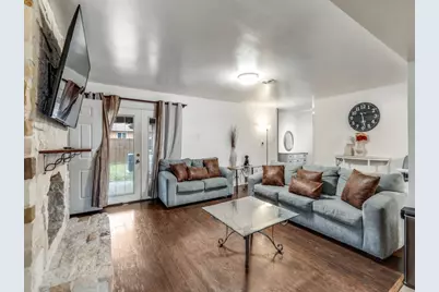 111 W Kenwood Drive, Garland, TX 75041 - Photo 4