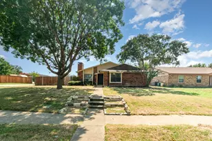 1006 Bellflower Ct, Carrollton, TX 75007 - Photo 4