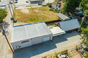 116 E Gould St, Hillsboro, TX 76645 - Photo 32