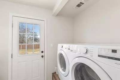 819 Beech Street, Bonham, TX 75418 - Photo 24