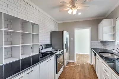 4045 Carolyn Road, Fort Worth, TX 76109 - Photo 10