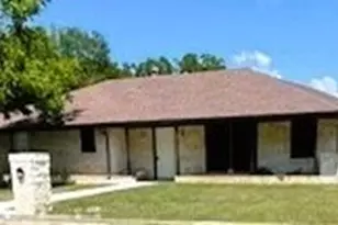 10513 Shauna Dr, Greenville, TX 75402 - Photo 2